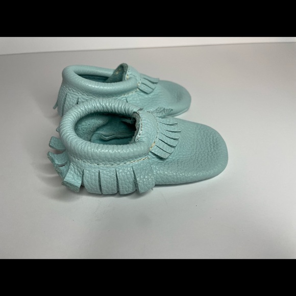 Freshly Picked moccs size 3 - Picture 2 of 4